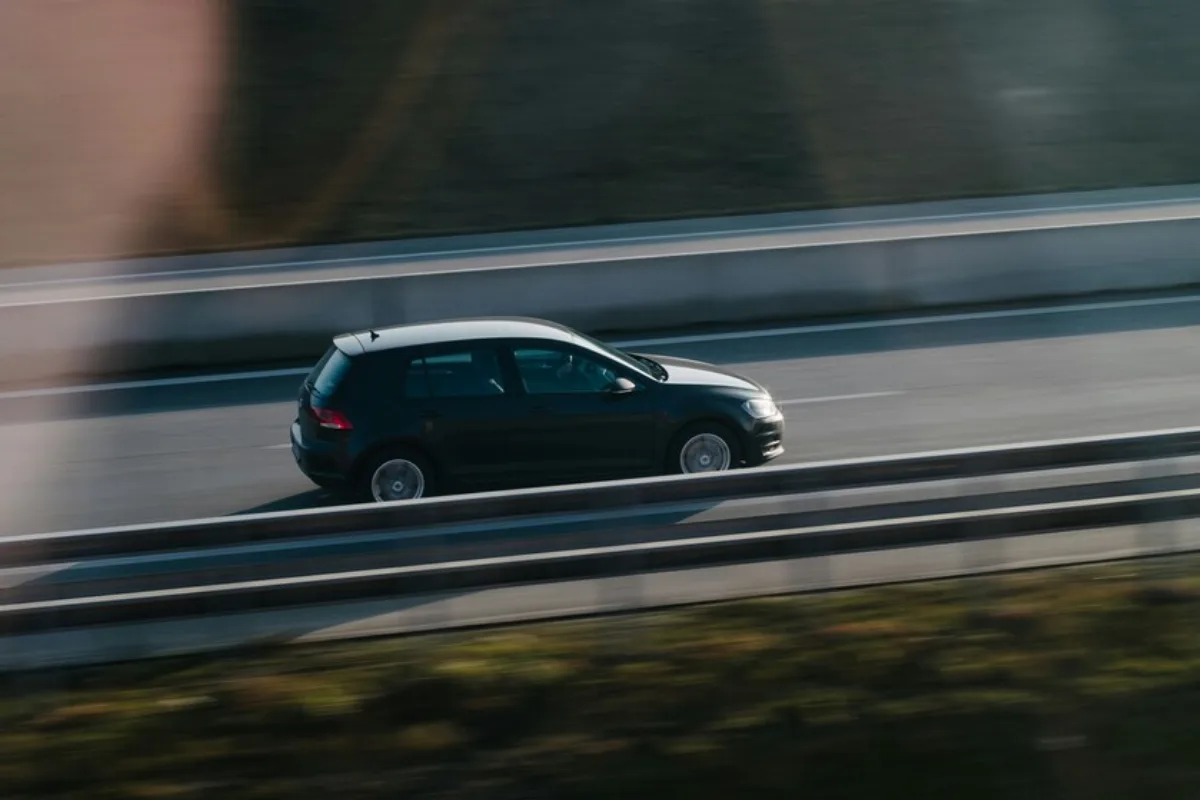 Por qué los radares de tramo reducen un 56% los accidentes graves: el culpable es el efecto canguro